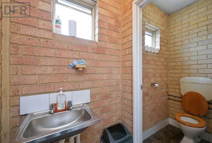 10/32 Beach Street Kwinana Beach WA 6167 - Image 18