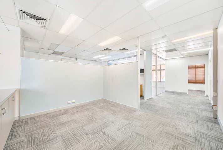 10/77 Redcliffe Parade Redcliffe QLD 4020 - Image 10