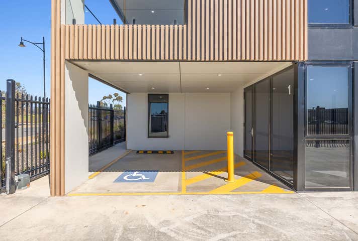 1/18 Cylinders Drive Torquay VIC 3228 - Image 11