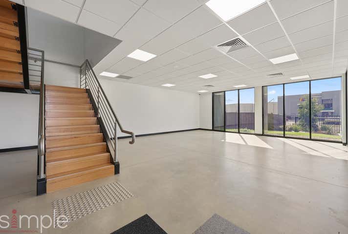 7 Hamersley Drive Clyde North VIC 3978 - Image 4