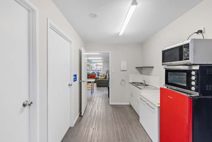 2/29-31 Fred Chaplin Circuit Bells Creek QLD 4551 - Image 8