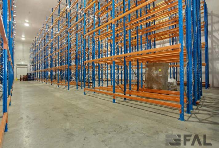 Unit  2, 28 Bullockhead Street Sumner QLD 4074 - Image 1