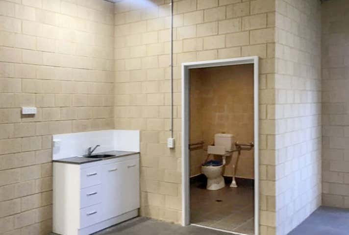 Unit 2, 10 Bally Street Landsdale WA 6065 - Image 9