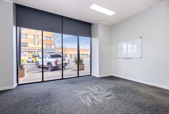 266 Peel Street Tamworth NSW 2340 - Image 9