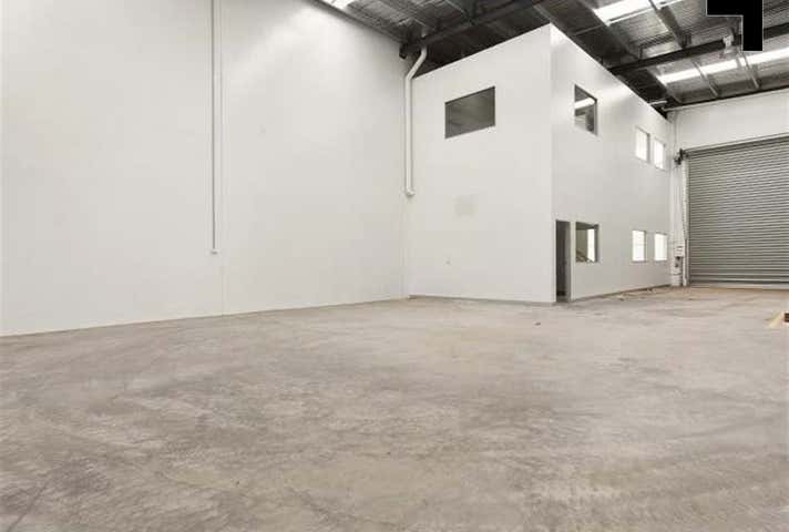 2/9 Motto Court Hoppers Crossing VIC 3029 - Image 2