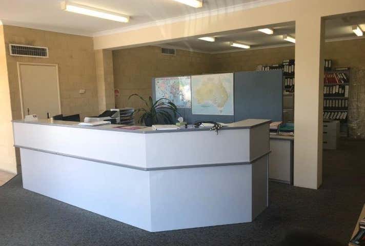 2/30 Buckingham Dr Wangara WA 6065 - Image 10