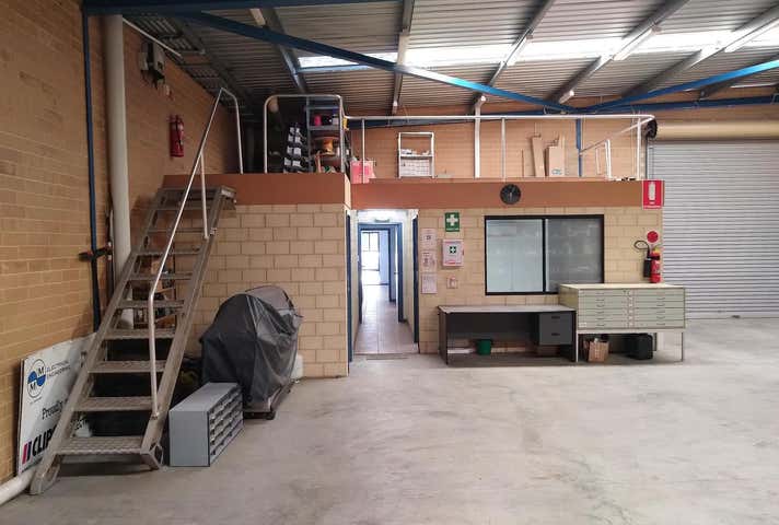 9B Weatherburn Way Kardinya WA 6163 - Image 10