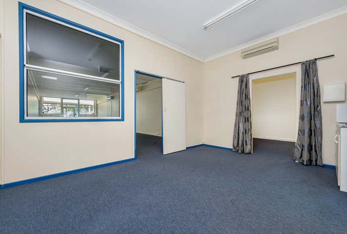 4/36-40 Ingham Road West End QLD 4810 - Image 7