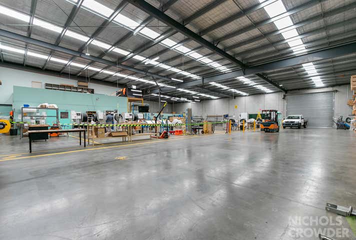 17 Sir Laurence Drive Seaford VIC 3198 - Image 2