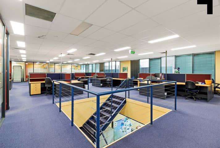 12/15 Howleys Road Notting Hill VIC 3168 - Image 2