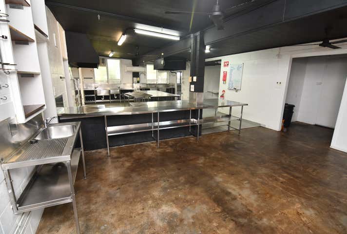 1/20 Warburton Street North Ward QLD 4810 - Image 10