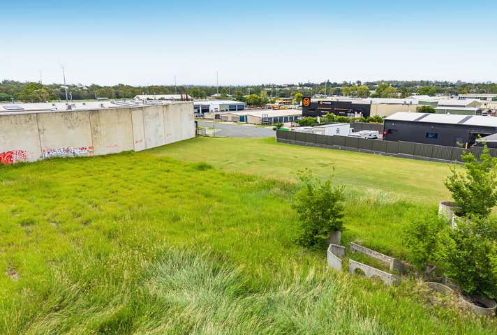 9 & 11 Sonia Court Raceview QLD 4305 - Image 6