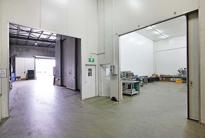 Unit 1, 11 Mallaig Way Canning Vale WA 6155 - Image 5