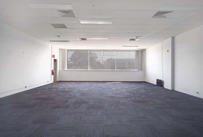 129 Watton Street Werribee VIC 3030 - Image 12