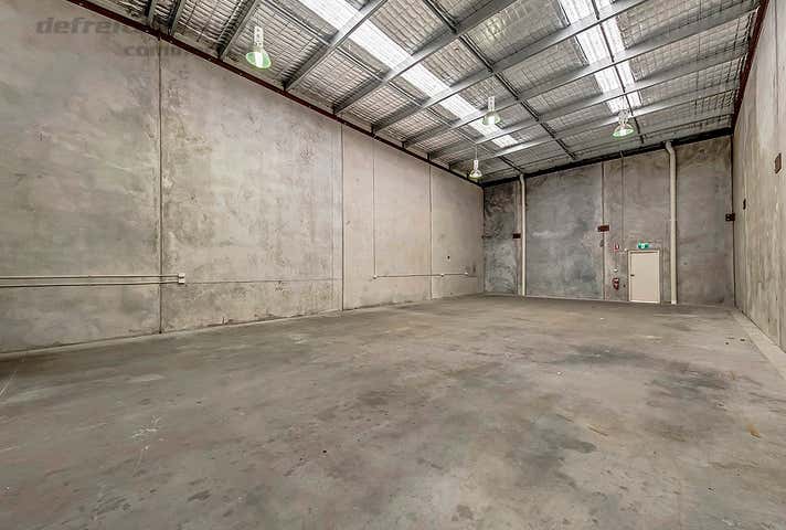 2/11 Blackly Row Cockburn Central WA 6164 - Image 14