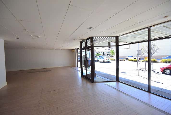 531 Smollett Street Albury NSW 2640 - Image 4