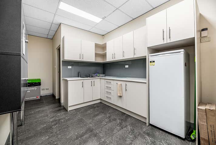 1/5 Gloucester Avenue Berwick VIC 3806 - Image 5