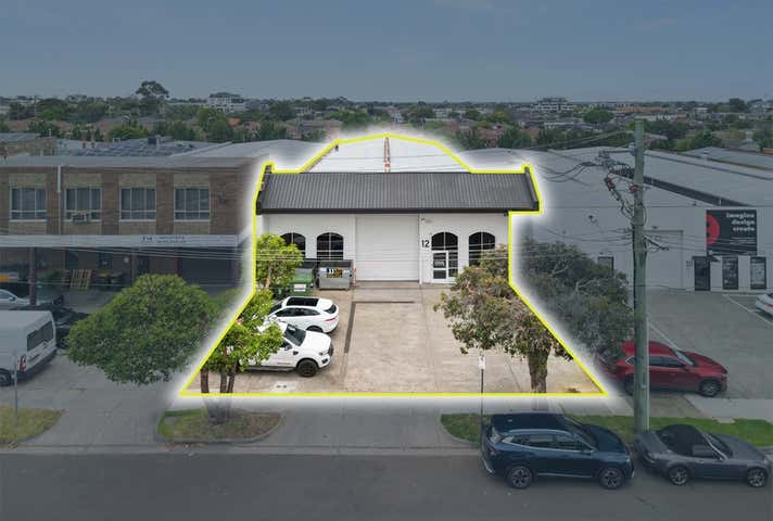 12 & 14 Ardena Court Bentleigh East VIC 3165 - Image 1