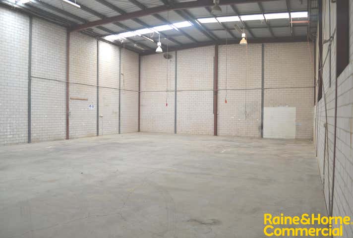 3/1 Wood Street Tempe NSW 2044 - Image 2