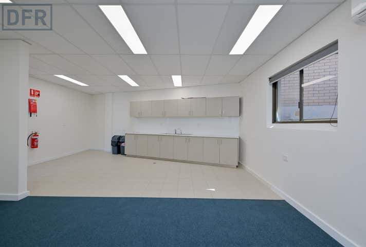 31 Manning Road Cannington WA 6107 - Image 19