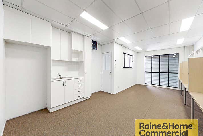 11/254 South Pine Road Enoggera QLD 4051 - Image 3