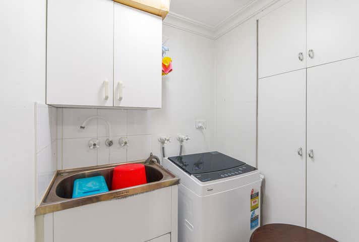 2/4-6 Northcliffe Terrace Surfers Paradise QLD 4217 - Image 16