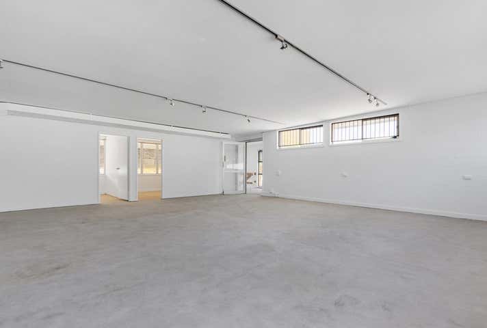 31 Doggett Street Newstead QLD 4006 - Image 13