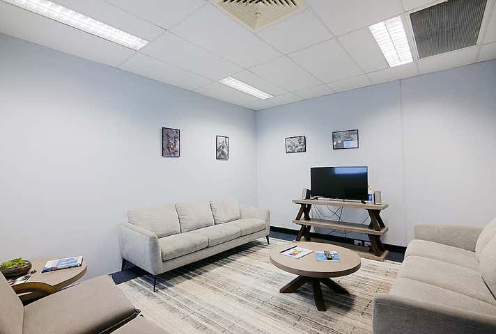 46 Tulloch Way Canning Vale WA 6155 - Image 12