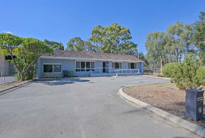 36 Brookland Street Beckenham WA 6107 - Image 16