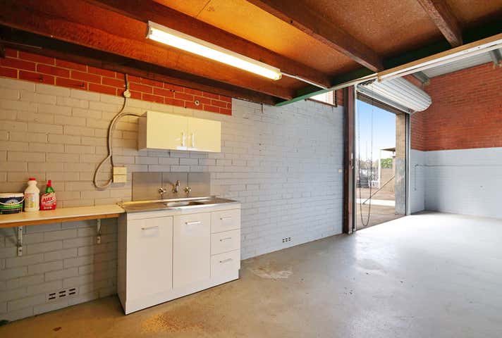 12/2-14 Sheffield Road Welshpool WA 6106 - Image 9