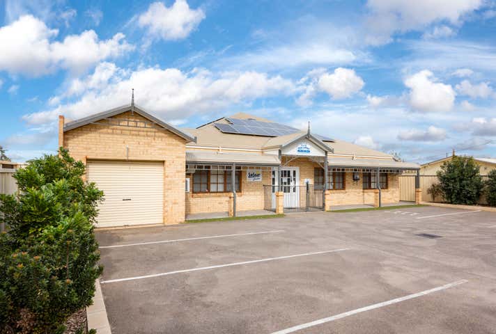 236 Fourth Street Wonthella WA 6530 - Image 21