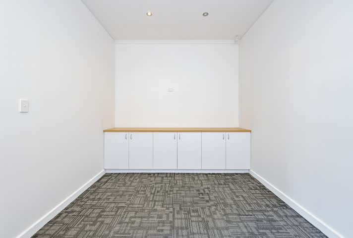 17 Welwyn Avenue Manning WA 6152 - Image 5