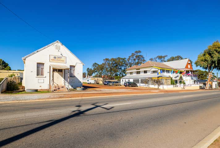 47 Wellington Street East Northam WA 6401 - Image 19