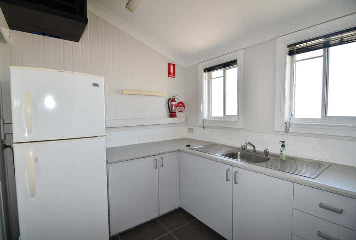 84 Charters Towers Road Hermit Park QLD 4812 - Image 7