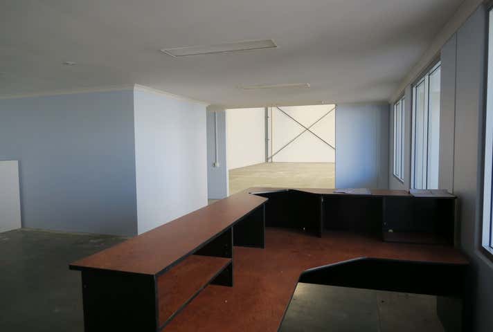 6 Darlot Road Landsdale WA 6065 - Image 10