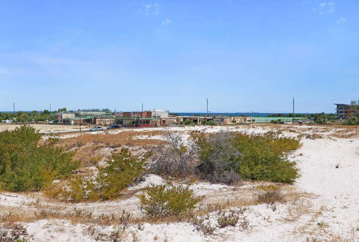 16 Garston Way North Coogee WA 6163 - Image 6