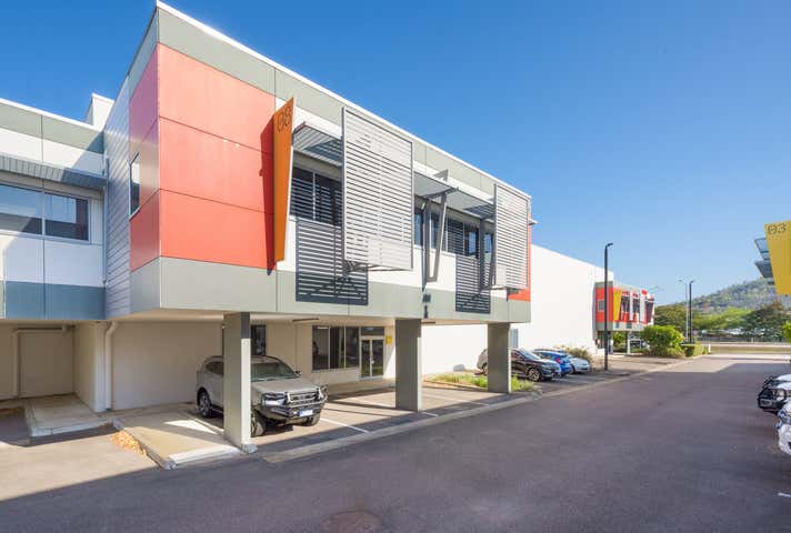 8/547 Woolcock Street Mount Louisa QLD 4814 - Image 1