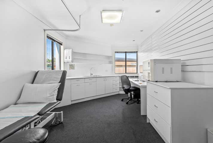 8 Atlanta Place Casula NSW 2170 - Image 6