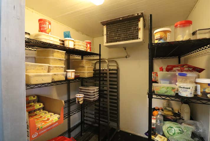 10/21 Upton Street Bundall QLD 4217 - Image 4