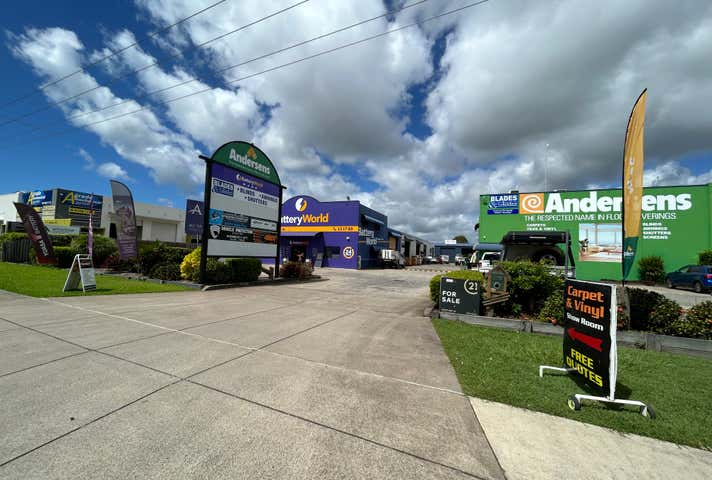 4/3-5 Islander Road Pialba QLD 4655 - Image 1