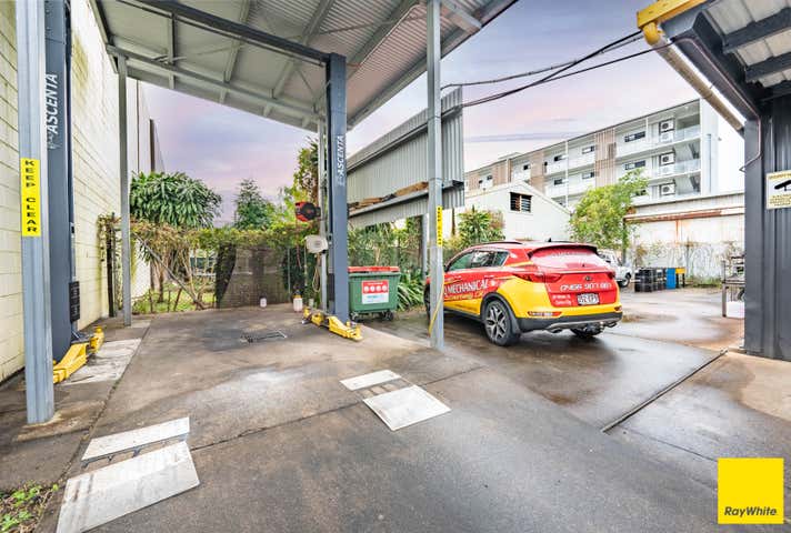 36 Water Street Cairns City QLD 4870 - Image 11