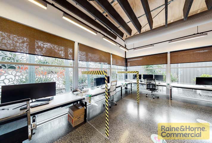 1/307 Dawson Parade Arana Hills QLD 4054 - Image 3