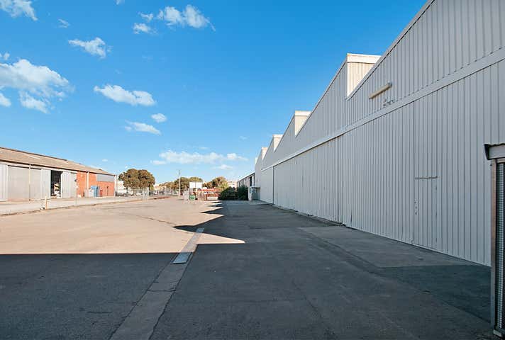 Unit 1, 2 Ferry Avenue Melrose Park SA 5039 - Image 4