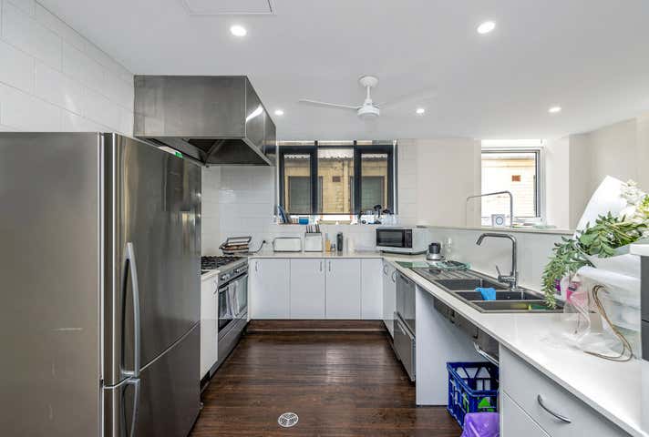 2/108 Hunter Street Newcastle NSW 2300 - Image 9