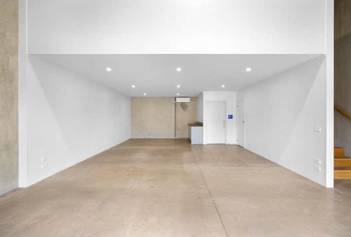 3/5 Bridge Street Newtown VIC 3220 - Image 3