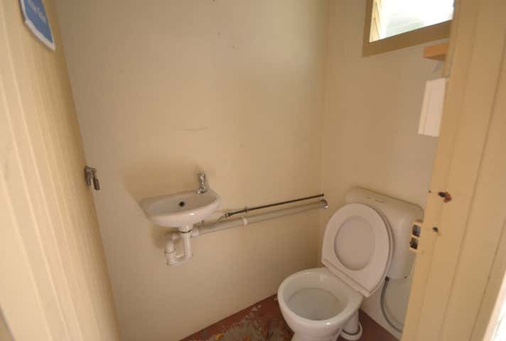 7-9 Love Street Cloverdale WA 6105 - Image 6