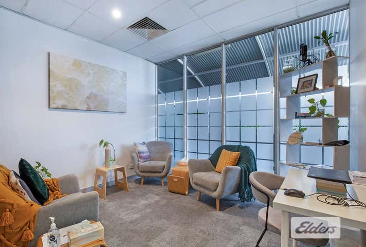 2/211 Logan Road Woolloongabba QLD 4102 - Image 5