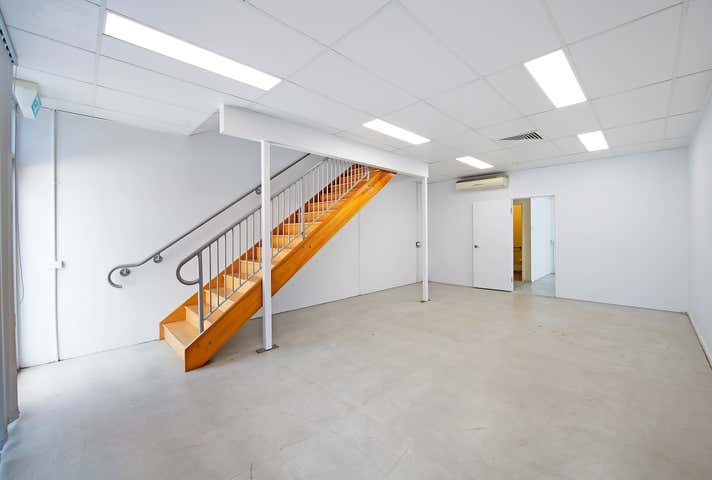 9/349-351 Macdonnell Road Clontarf QLD 4019 - Image 4