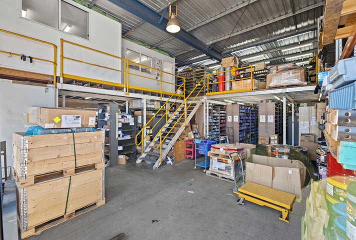 3/325-327 Taylor Street Wilsonton QLD 4350 - Image 3