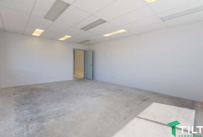 1/6 Stevenage Street Yanchep WA 6035 - Image 15